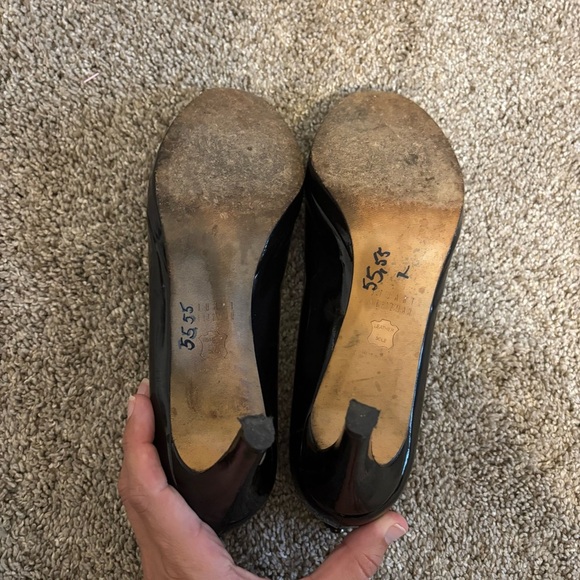 Stuart Weitzman Peep Toe Black Patent Leather Pump Heels Size 7 3” Heel - Picture 7 of 8